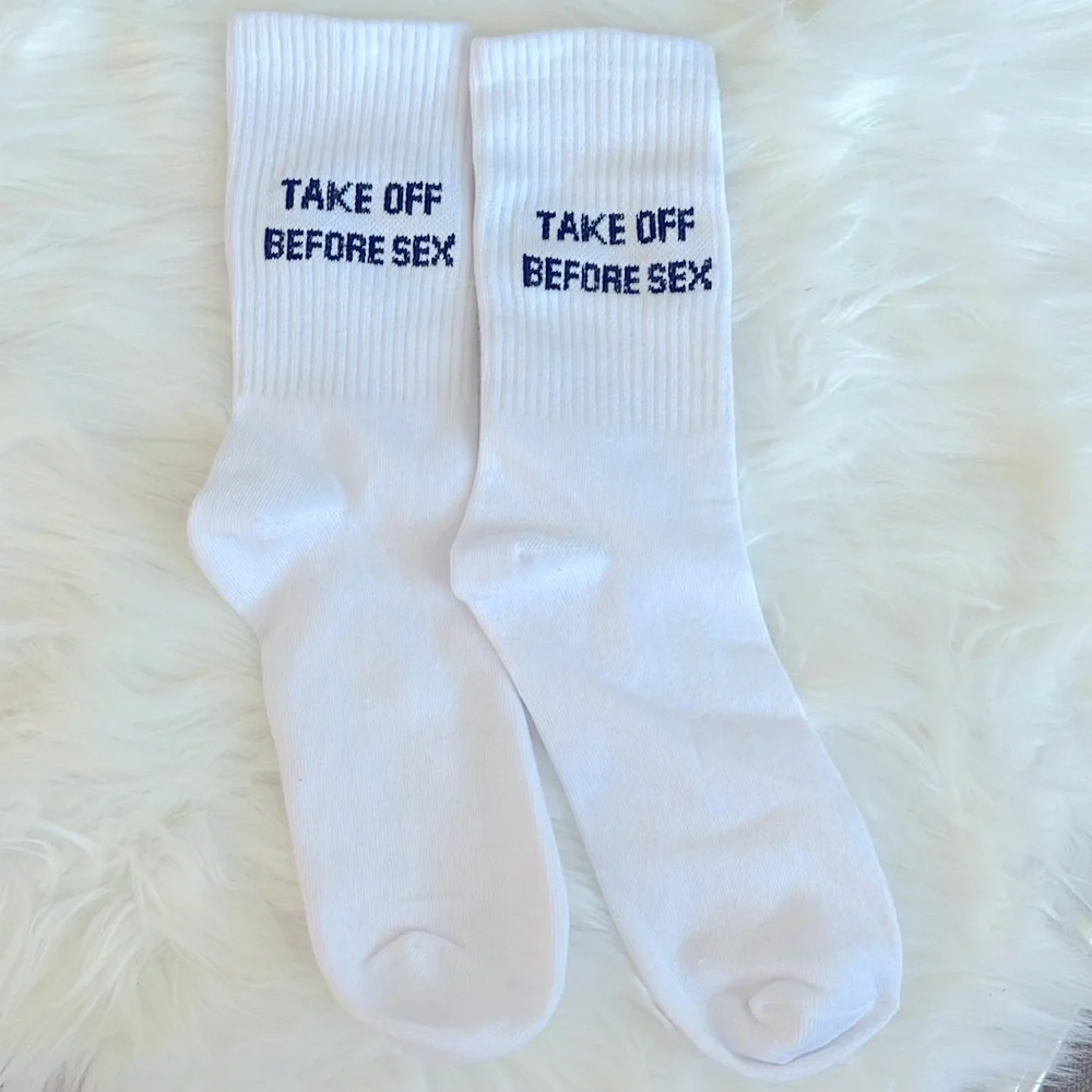 AKIRA “Take Off Before S-x”😵😮‍💨 Unisex Stretchy Crew Socks~NWOT - Picture 2 of 2